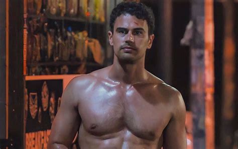 theo james nudo|‘The White Lotus’ fans shocked over Theo James fully nude scene